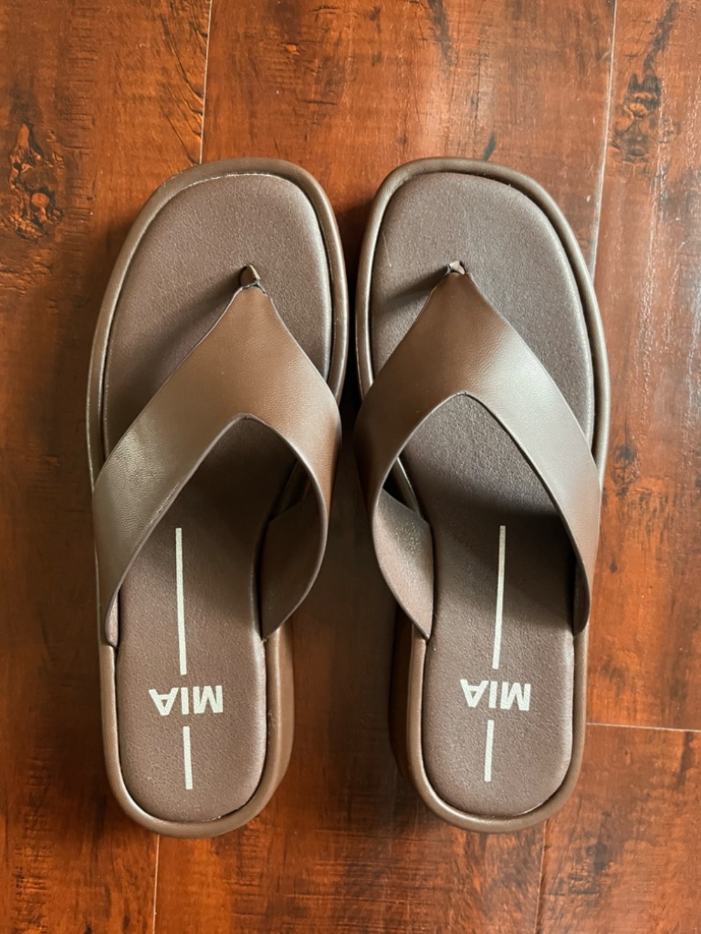 MIA Platform Thong Sandals - Pamelia
